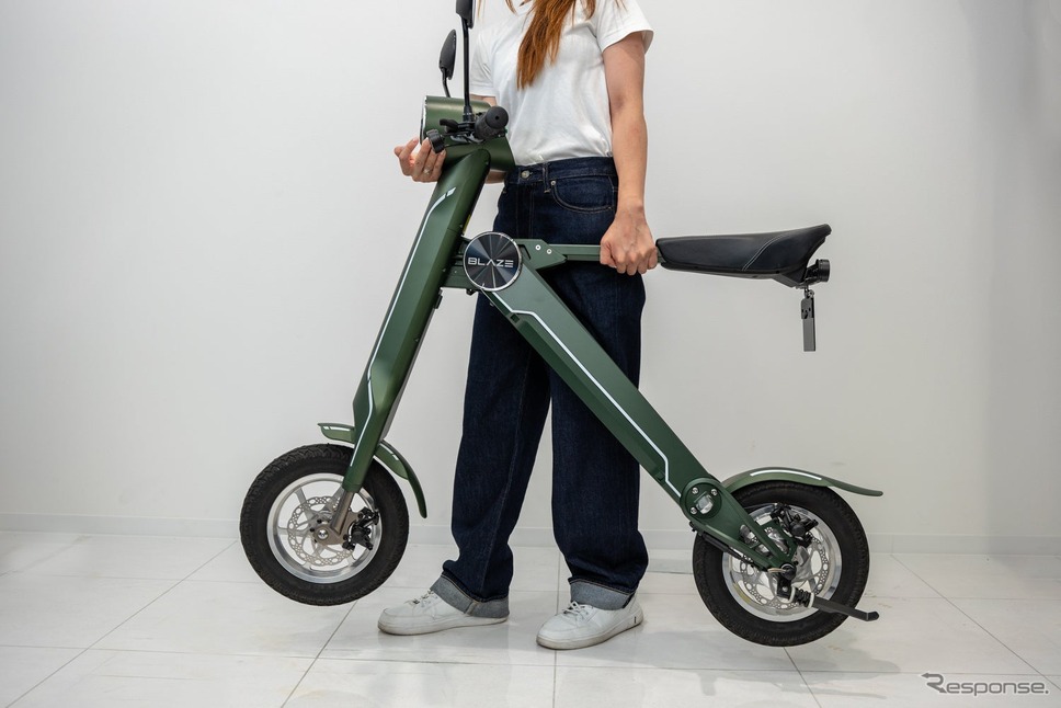 ブレイズの「SMART EV 特定原付モデル」《写真提供 ブレイズ》