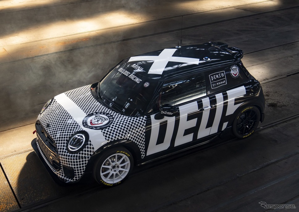 「ニュルブルクリンク24時間レース」に挑戦するMINI ジョン・クーパー・ワークス《photo by MINI》