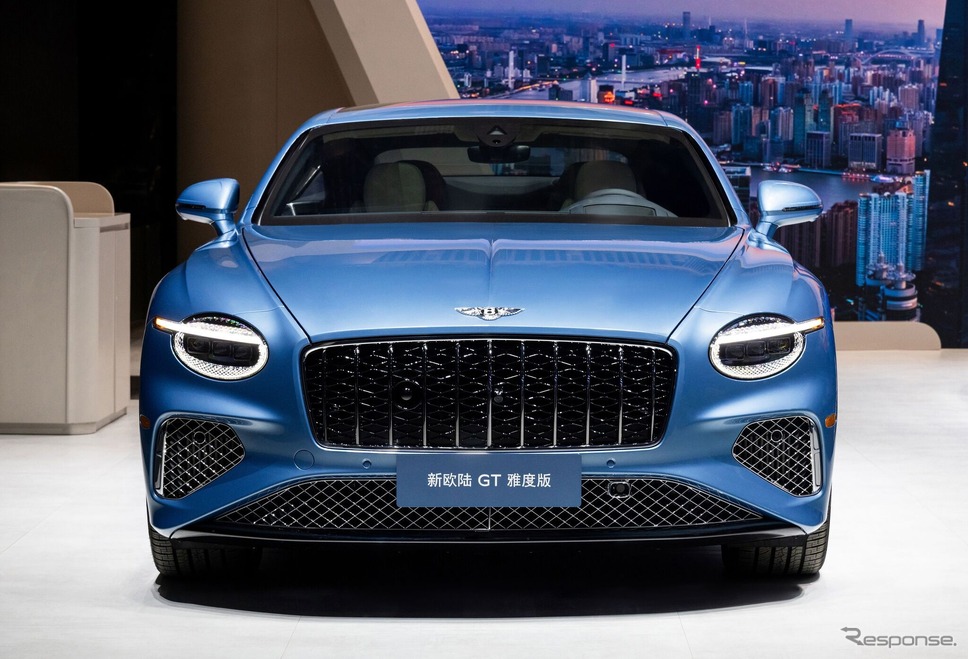 ベントレー・コンチネンタル新型のアズール(上海モーターショー2025)《photo by Bentley》