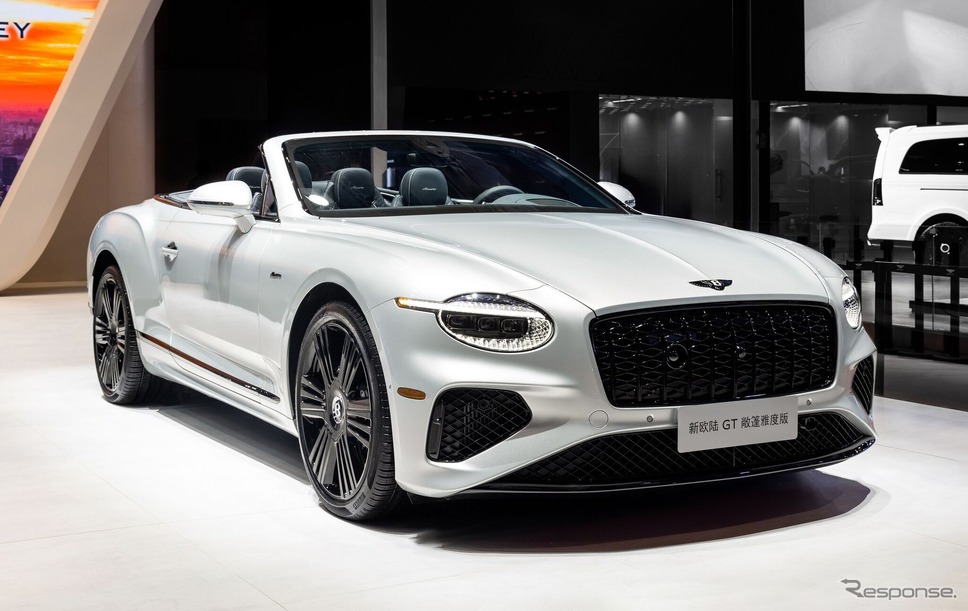 ベントレー・コンチネンタル新型のアズール(上海モーターショー2025)《photo by Bentley》