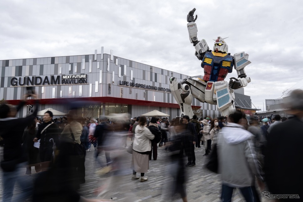 大阪万博公開初日(4月13日)《Photo by Tomohiro Ohsumi/Getty Images News/ゲッティイメージズ》