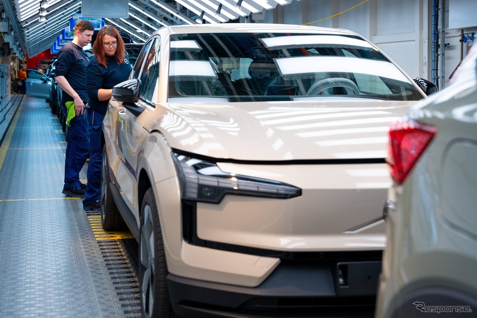 ベルギー・ゲント工場で生産を開始したボルボ『EX30』《photo by volvocars》