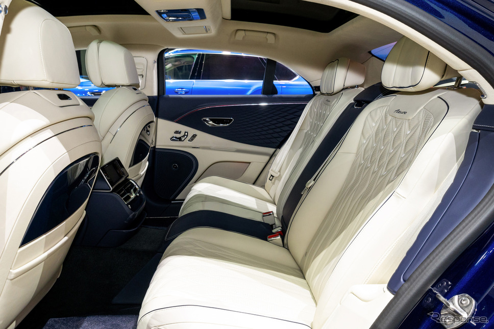 ベントレー『フライングスパー・アズール』(上海モーターショー2025)《photo by Bentley》