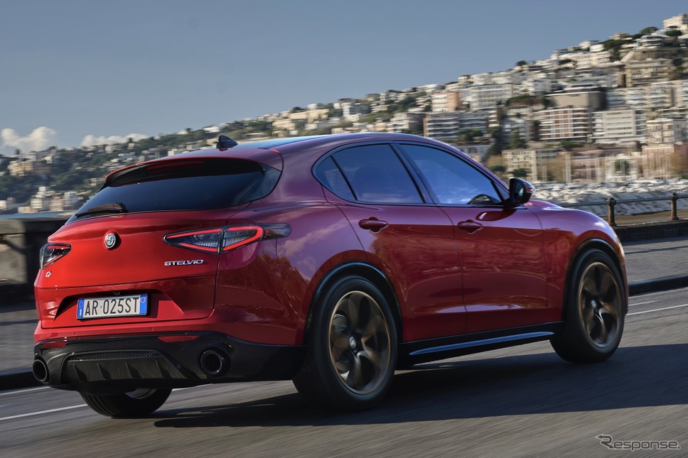 アルファロメオ ステルヴィオ 現行《photo by Alfa Romeo》