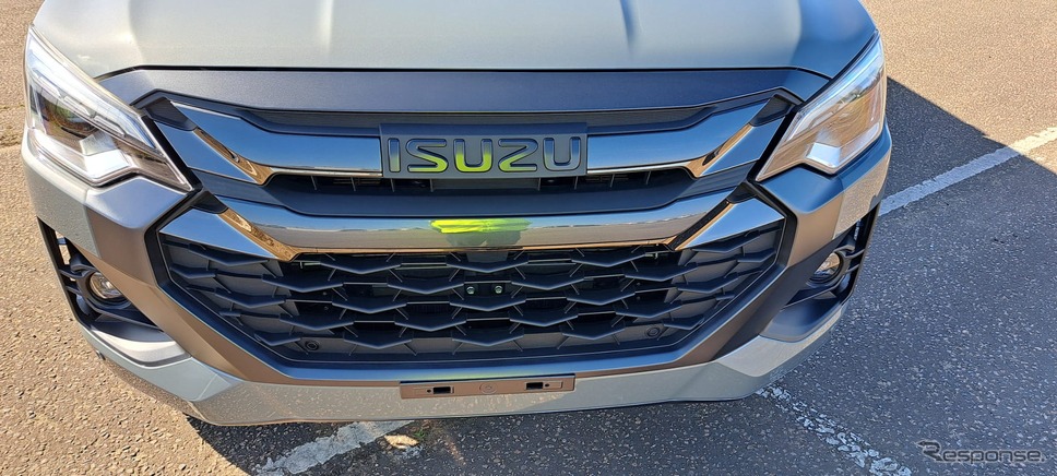 いすゞ D-MAX ハンツマン《photo by ISUZU》