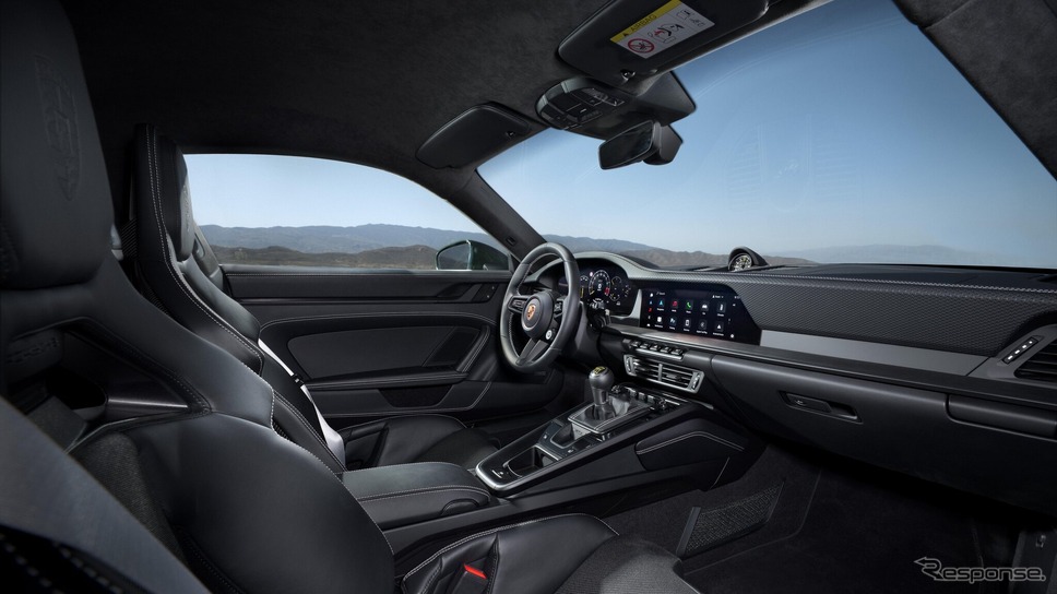 ポルシェ『911GT3』改良新型の「ツーリングパッケージ」《photo by Porsche》