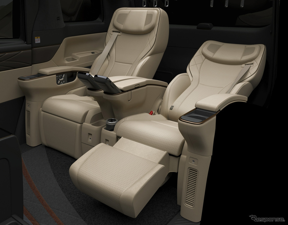 トヨタ アルファード「Spacious Lounge」（内装ニュートラルベージュ）《写真提供 トヨタ車体》