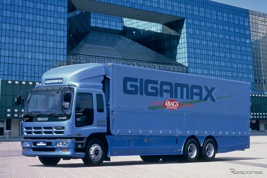 いすゞギガ《写真提供 いすゞ自動車》