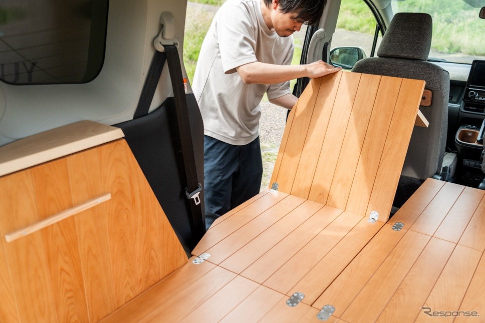 YURTの『シエンタ』用車中泊キット「VANLIFE ROOMKIT」《写真提供 RESTORE》