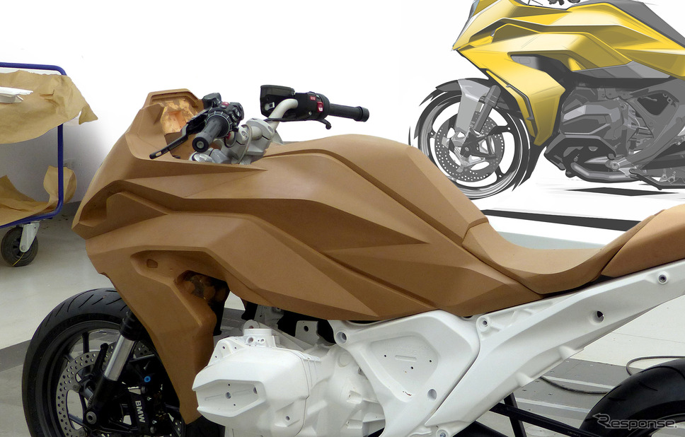 BMW R 1300 RS 新型《photo by BMW》