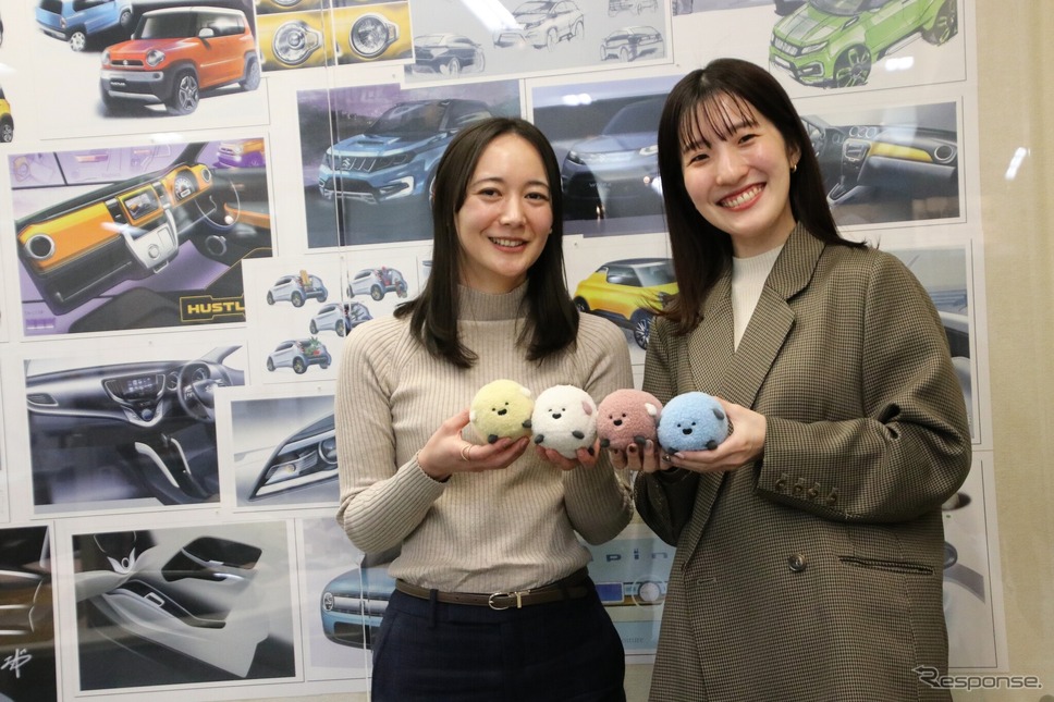 スズキ ワゴンRスマイルのスタイリングを担当した長谷川尚実さん(左)とCMFを担当した山下百香さん(右)《写真撮影 内田俊一》
