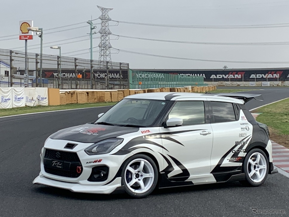 三重トップフューエルのシンボルカーSWIFT《写真提供 新日本自動車振興協会》