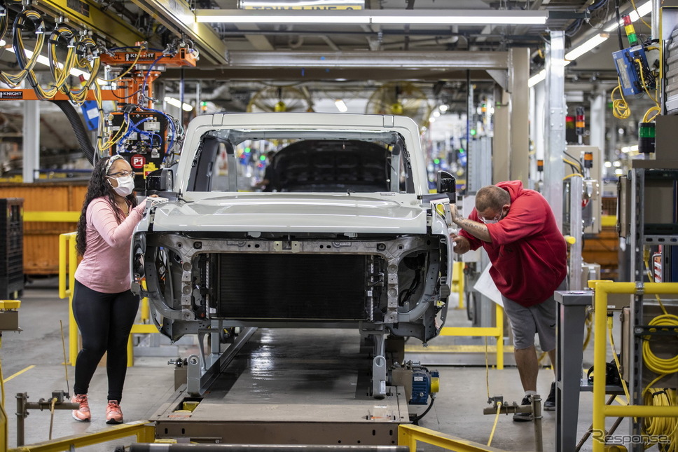米国ミシガン工場で生産されるフォード・ブロンコ《photo by Ford Motor》