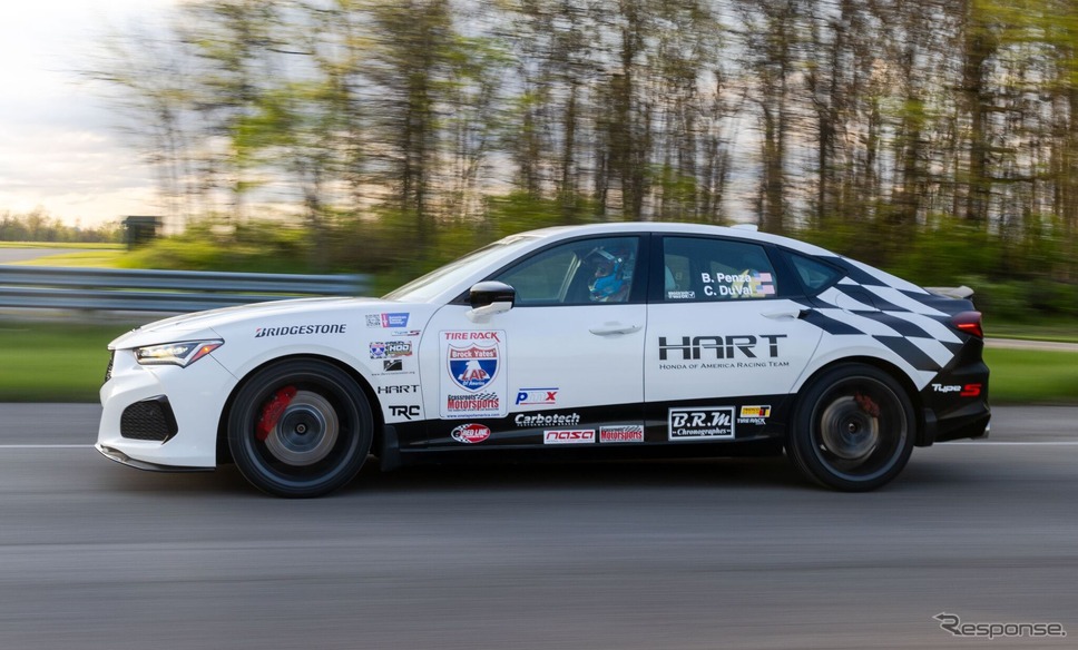 HRCが開発中のパフォーマンスパーツを搭載したアキュラ『TLXタイプS』《photo by Acura》