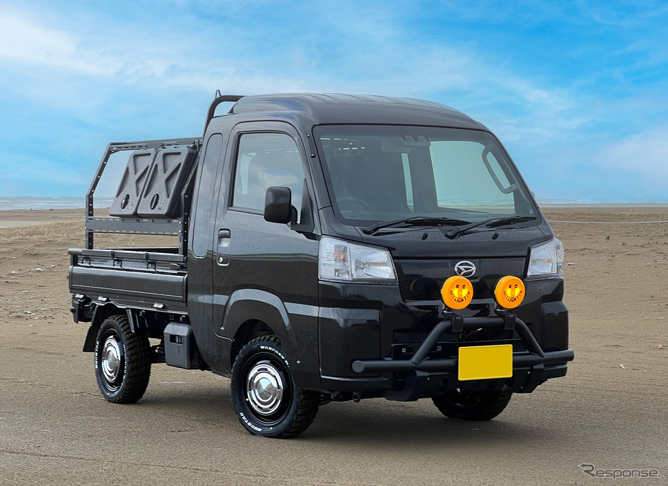 WAMPAKU M/Tを装着したダイハツ ハイゼットジャンボ《写真提供 エクシズルライン》