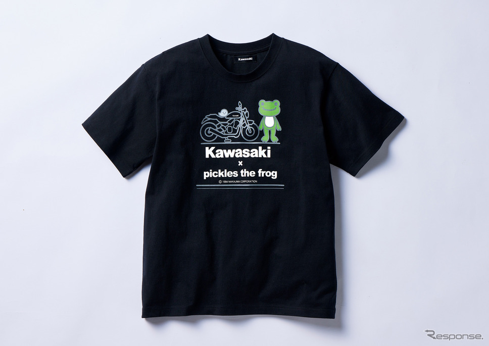 カワサキ×かえるのピクルス Tシャツ《写真提供 カワサキモータースジャパン》