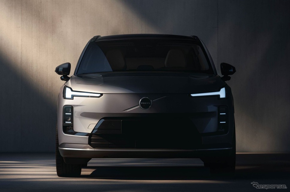 ボルボ XC70 新型《photo by volvocars》