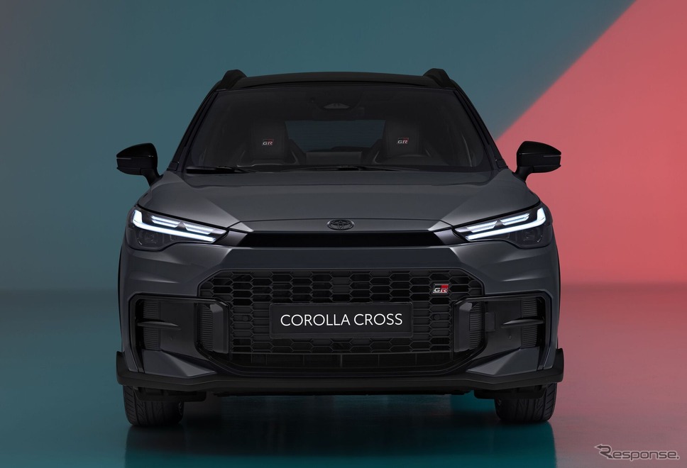 トヨタ・カローラクロスの「GRスポーツ」(欧州仕様)《photo by Toyota》