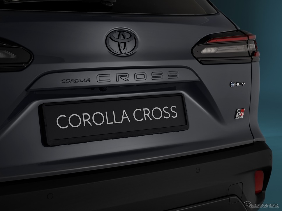 トヨタ・カローラクロスの「GRスポーツ」(欧州仕様)《photo by Toyota》
