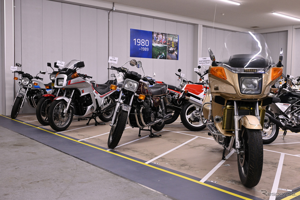 ヤマハ発動機 豊岡技術センターでレストアされる車両《写真撮影 廣井誠》