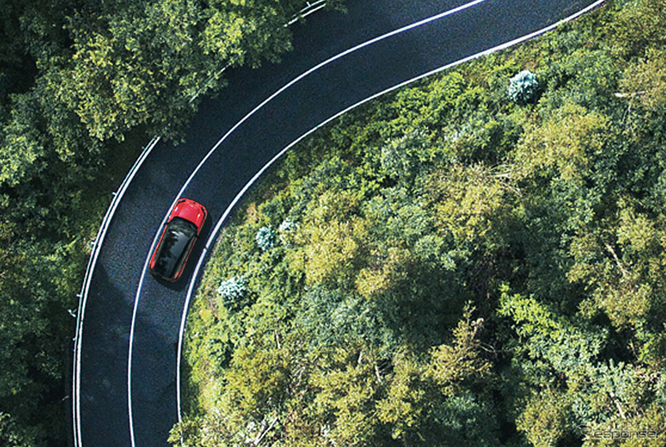 米トヨタの新型車のティザー《photo by Toyota》