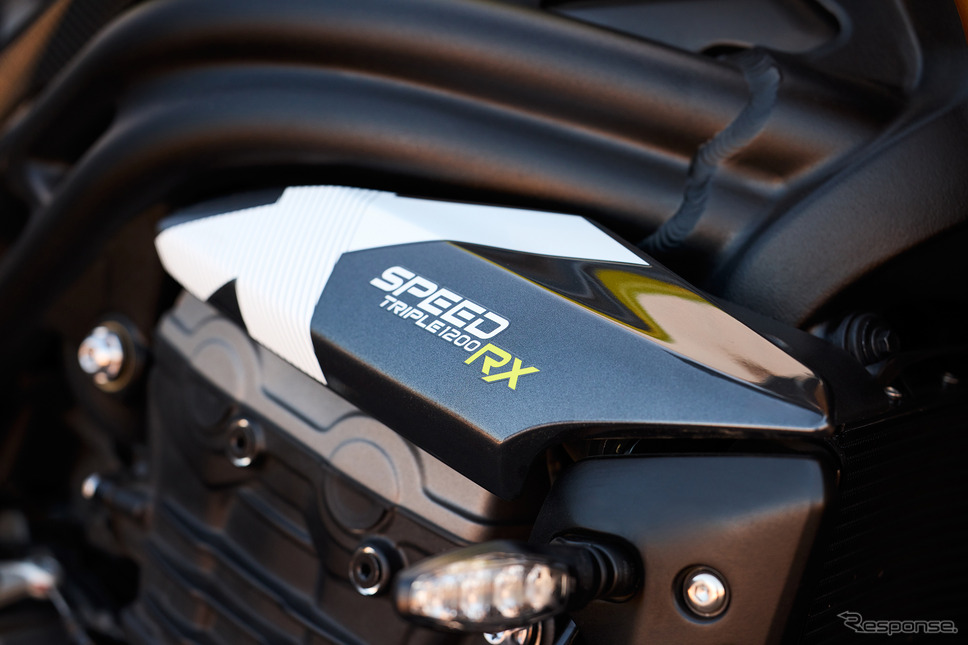 トライアンフ新型『スピードトリプル1200RX』《photo by Triumph》