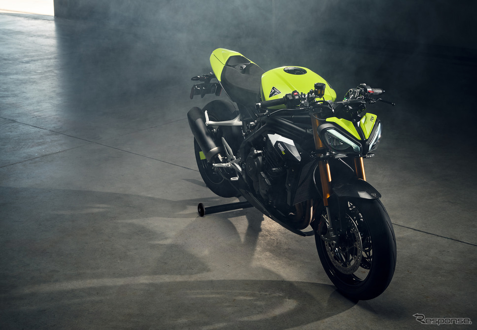 トライアンフ新型『スピードトリプル1200RX』《photo by Triumph》