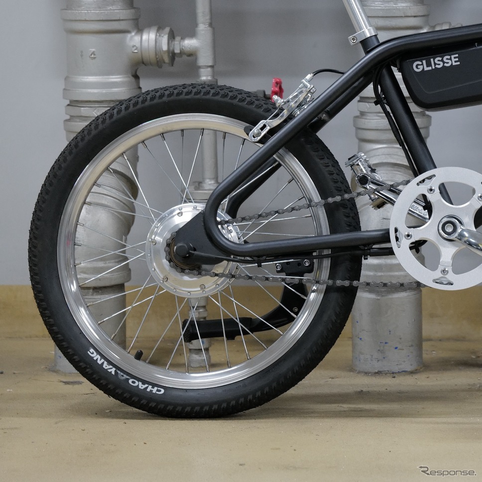 e-bikeブランドWO(ダブルオー)の新型電動アシスト自転車『GLISSE』《写真提供 ダイナー》