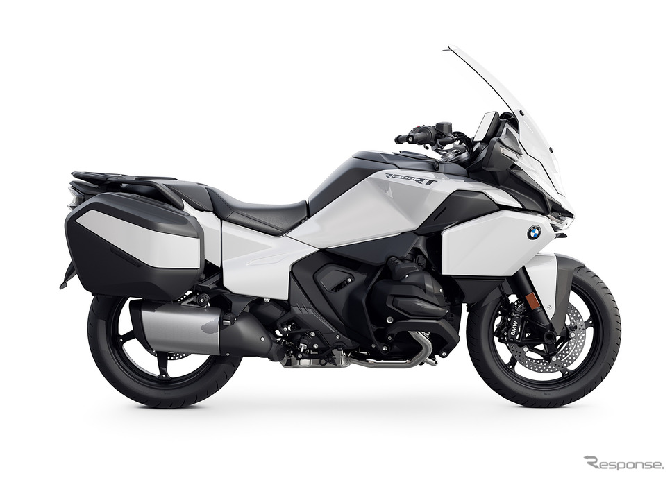 BMW R 1300 RT 新型《photo by BMW》