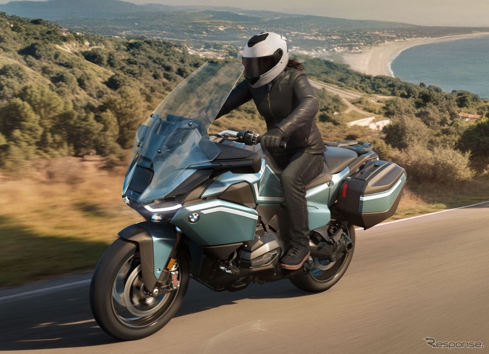 BMW R 1300 RT 新型《photo by BMW》