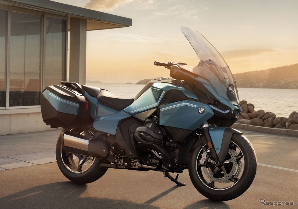 BMW R 1300 RT 新型《photo by BMW》
