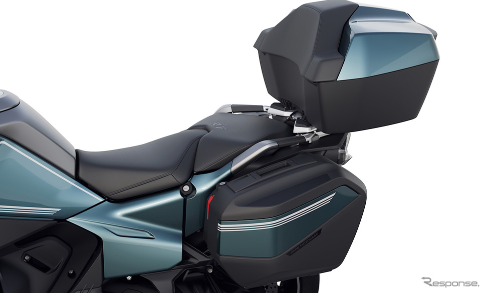 BMW R 1300 RT 新型《photo by BMW》
