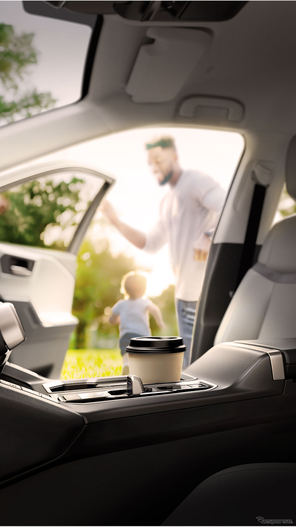 トヨタの新型車のティザー《photo by Toyota》