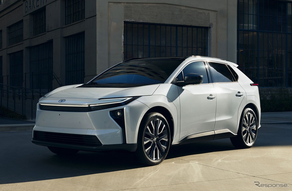 トヨタ「bZ4X」改め「bZ」の改良新型(米国仕様)《photo by Toyota》