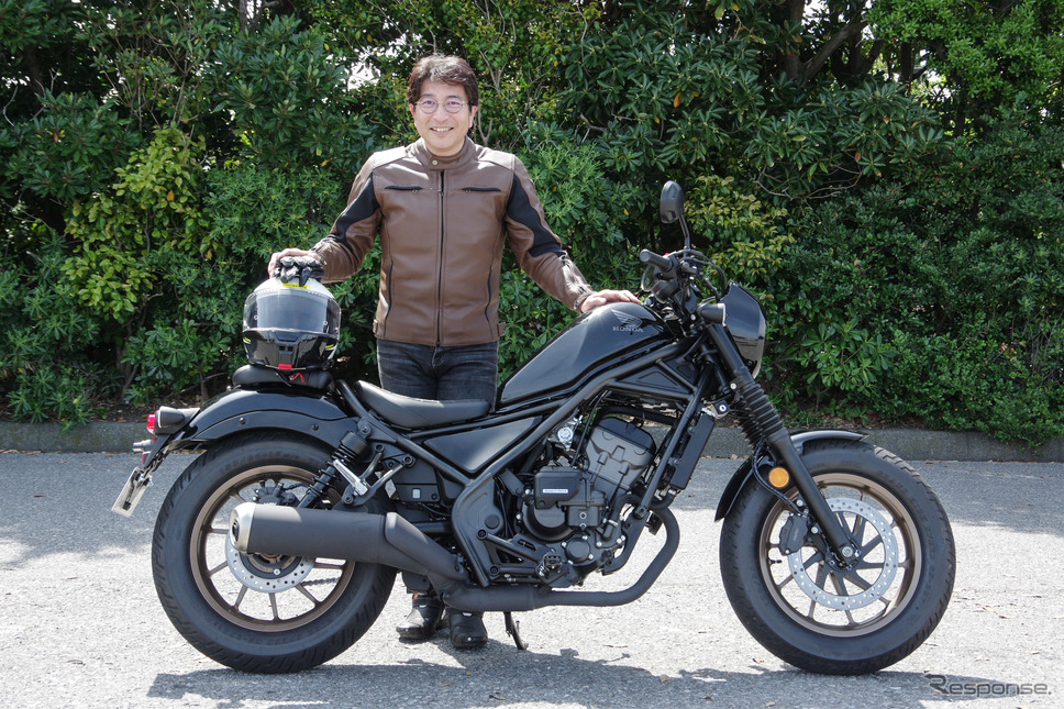 ホンダ レブル250 S Edition Eクラッチと西村直人氏《写真撮影 宮崎壮人》