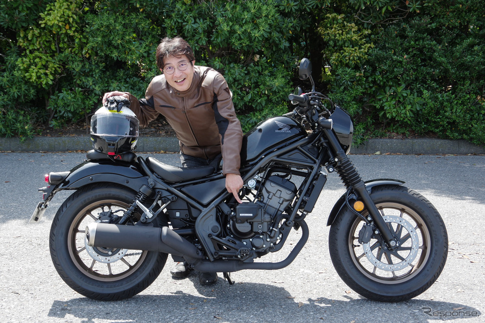 ホンダ レブル250 S Edition Eクラッチと西村直人氏《写真撮影 宮崎壮人》