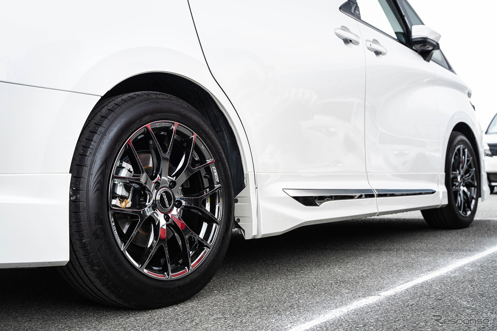 TOYOTA ヴェルファイア × ホムラ 2×7FT…レイズファンミーティング2025《写真撮影 望月勇輝》