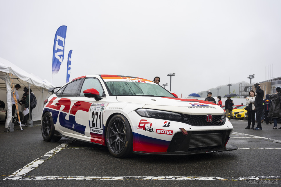スーパー耐久シリーズ ST-Qクラス参戦車両。カーボンニュートラル燃料で走行する《写真撮影 土屋勇人》