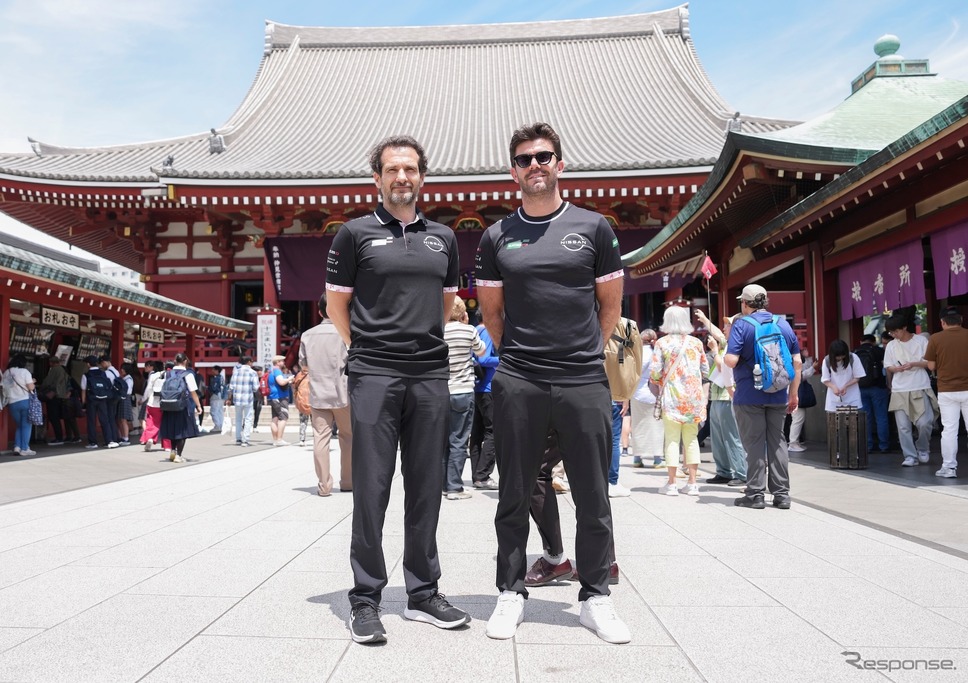 日産フォーミュラEチーム必勝祈願@浅草寺(5月15日) (c) Formula E《写真提供 フォーミュラE》