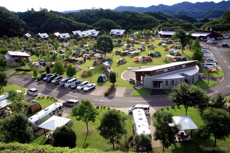 大自然に囲まれた茨城県大子町(だいごまち)には、アウトドアを楽しむ場所が数多くある《写真提供 三栄》