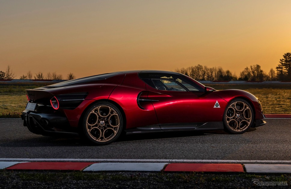 アルファロメオ33ストラダーレ新型《photo by Alfa Romeo》