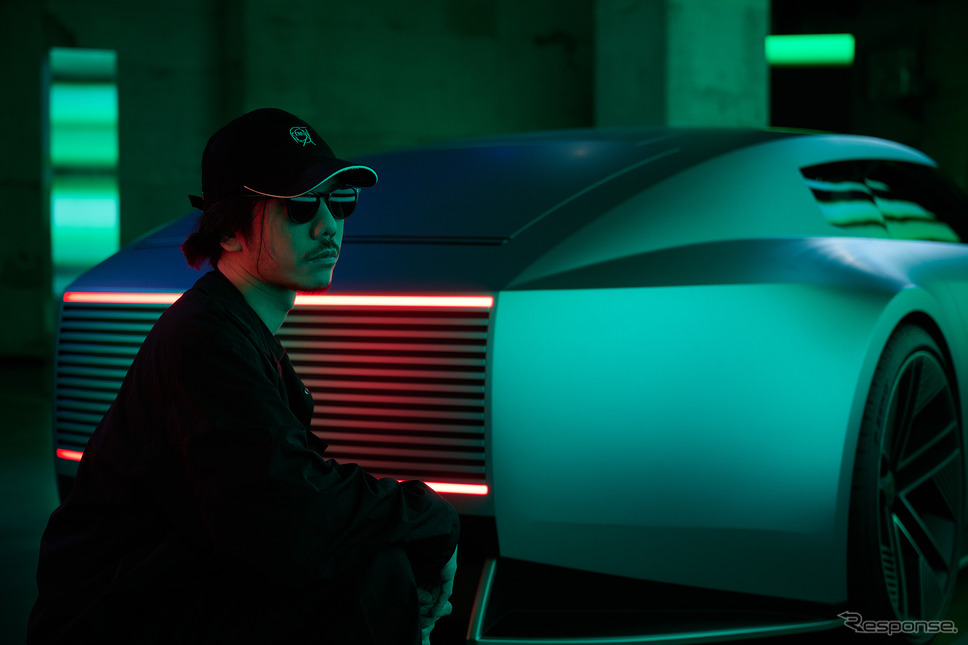 ジャガーがYOSHIROTTEN氏の没入型ビジュアルインスタレーションとともに、「TYPE 00」を東京でアジア初公開《photo by Jaguar》