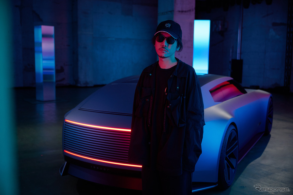 ジャガーがYOSHIROTTEN氏の没入型ビジュアルインスタレーションとともに、「TYPE 00」を東京でアジア初公開《photo by Jaguar》