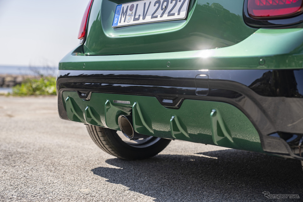 MINI『ジョン・クーパー・ワークス(JCW)コンバーチブル』新型《photo by MINI》