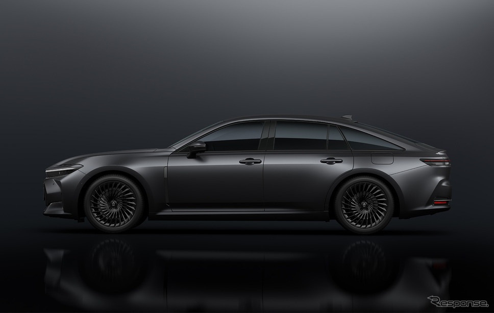 トヨタ クラウン Z “THE LIMITED-MATTE METAL”《写真提供 トヨタ自動車》