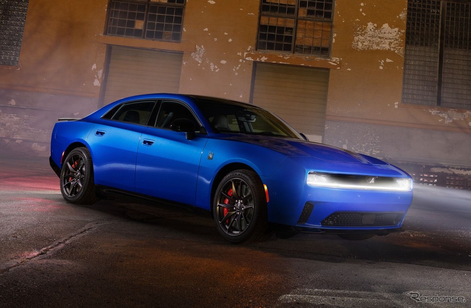 ダッジ チャージャー・デイトナ・セダン《photo by Dodge》