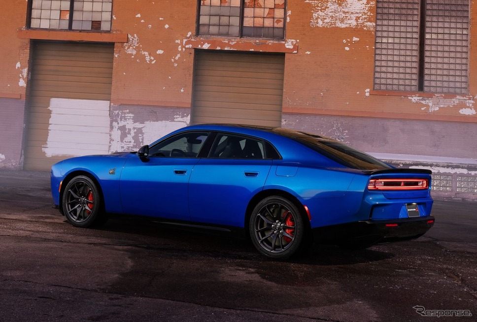 ダッジ チャージャー・デイトナ・セダン《photo by Dodge》