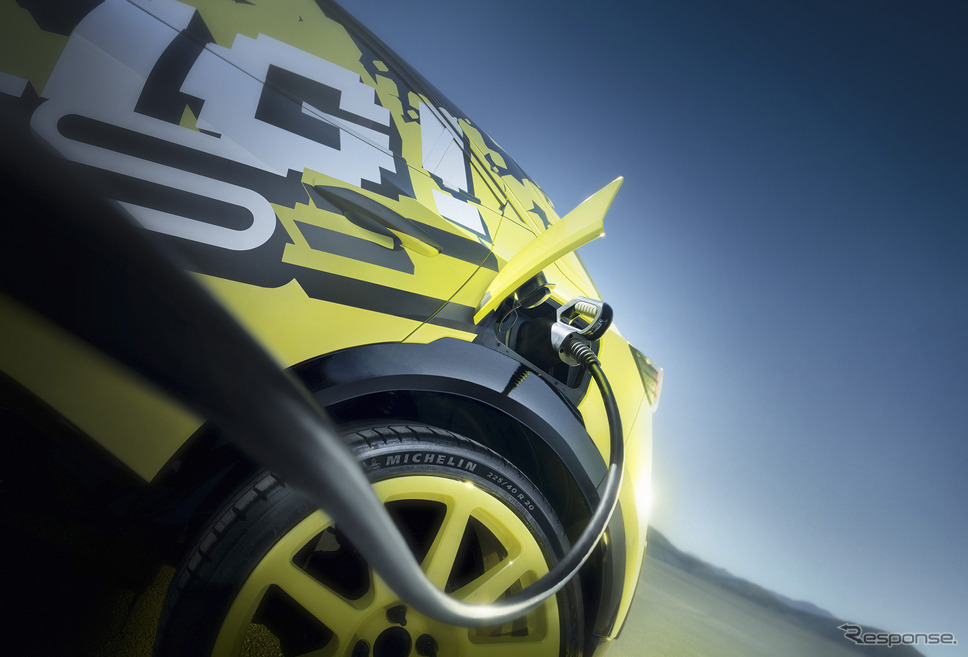 オペルの新型電動ラリーカー『モッカGSE』《photo by Opel》
