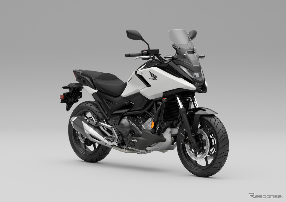 ホンダ『NC750X DCT』の2025年モデル(米国仕様)《photo by Honda》