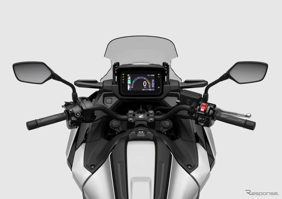 ホンダ『NC750X DCT』の2025年モデル(米国仕様)《photo by Honda》